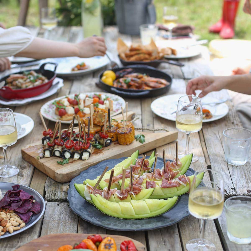 How Do You Throw a Housewarming Party