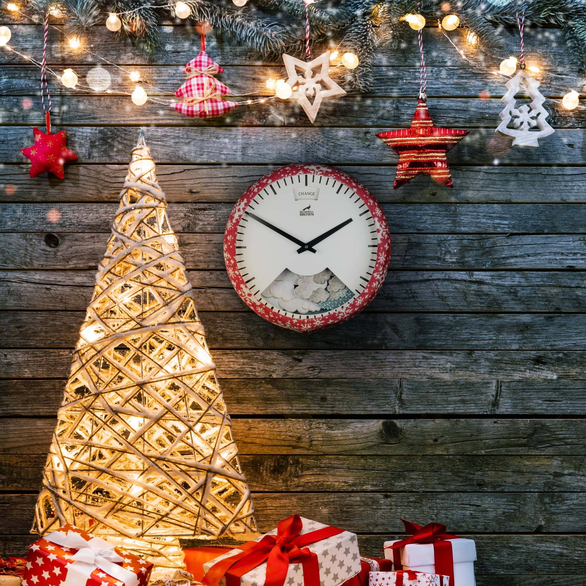 Christmas Jumper for your Clock - Bramwell Brown Art Clocks